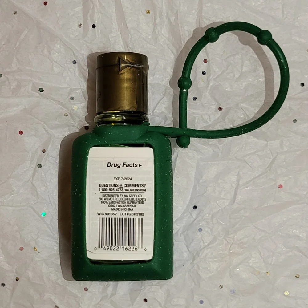 Holiday Make-Up Brushes and Sanitizer